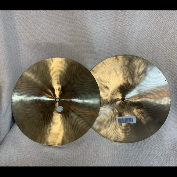 Pair of NWT 13" Cymbal World Percussion - Picture 2 of 5